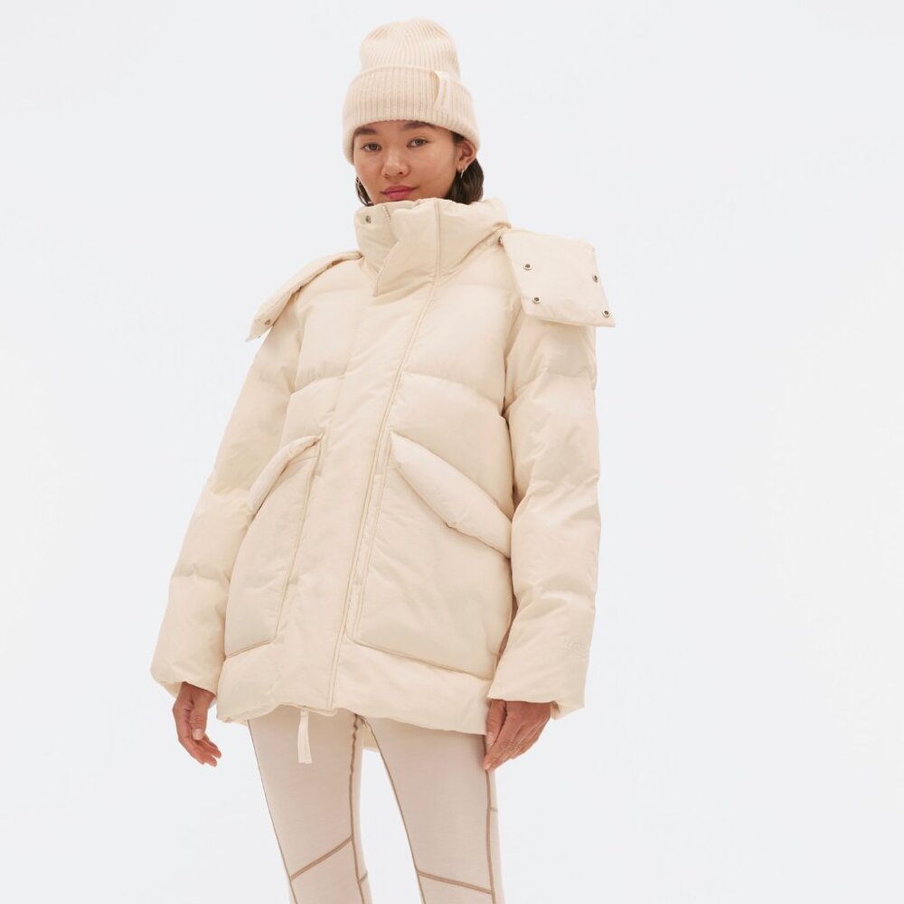 Halfdays Wheeler Puffer/Puffy Parka in Oat Milk - size Medium